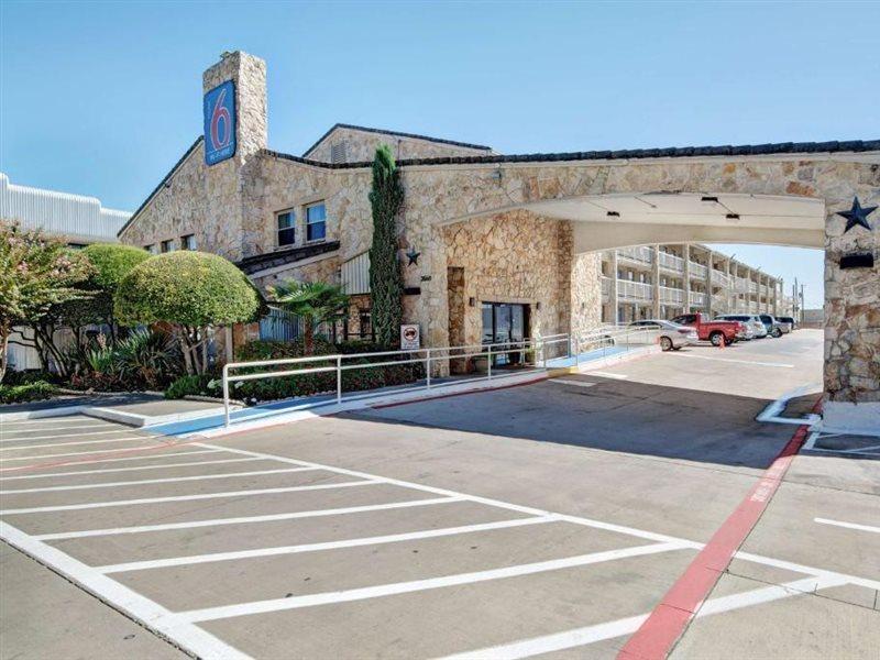 Motel 6-Dallas, Tx - Forest Lane Eksteriør bilde