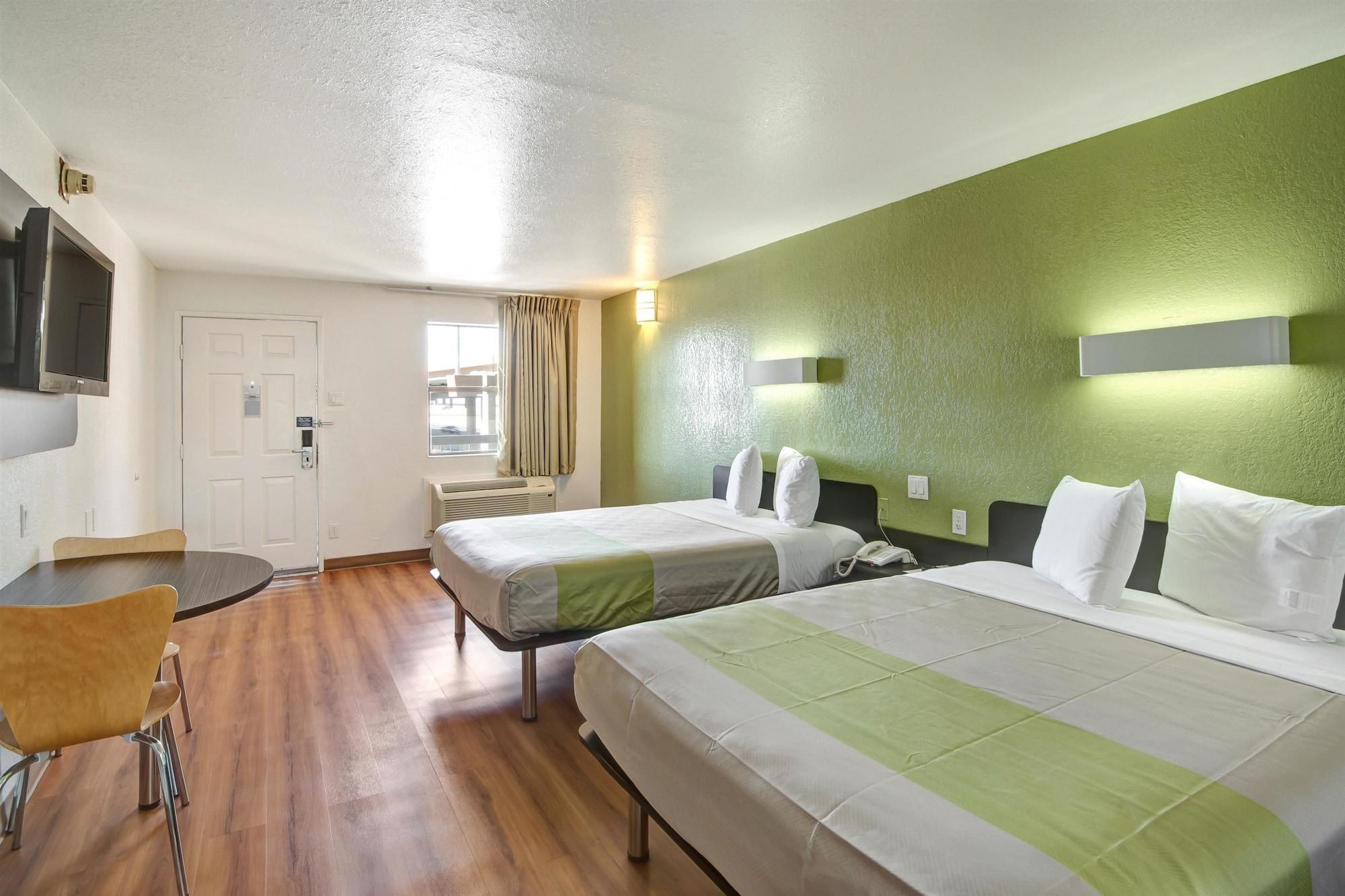 Motel 6-Dallas, Tx - Forest Lane Eksteriør bilde